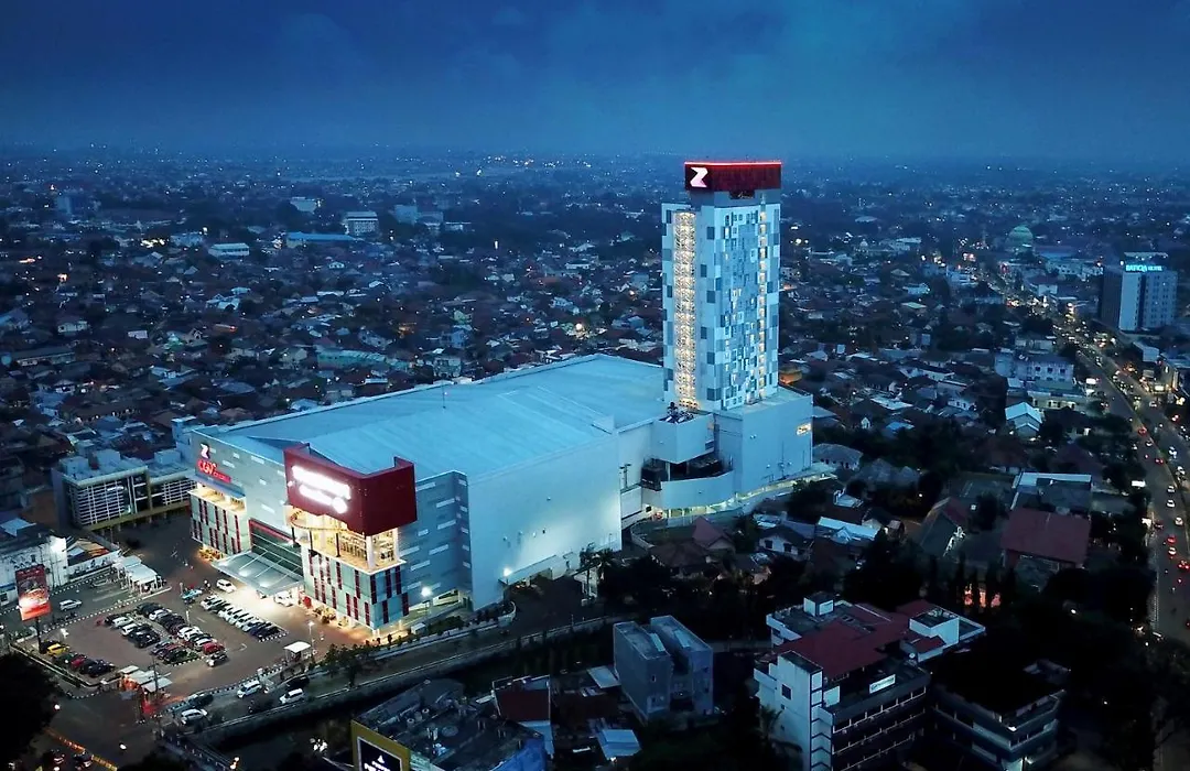 The Zuri Hotel Palembang-1